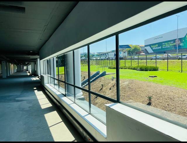 650M² OFFICE TO LET IN VORNA VALLEY